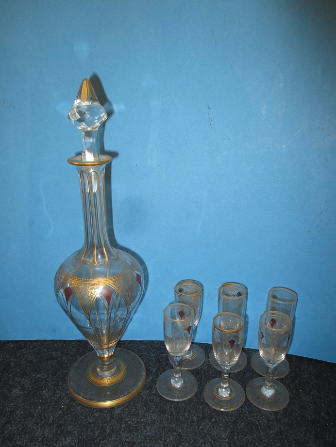 An art nouveau decanter set