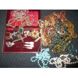 A quantity of vintage costume jewellery