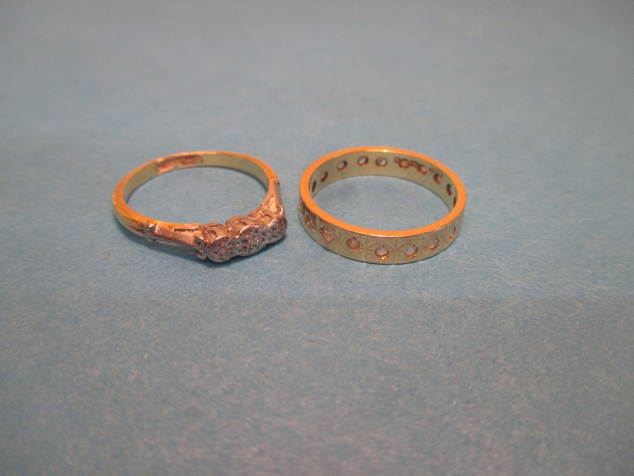 2, 18ct gold rings, approx. weight 6.3