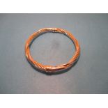 A 9ct 2 colour gold twist bracelet, approx. weight 7g