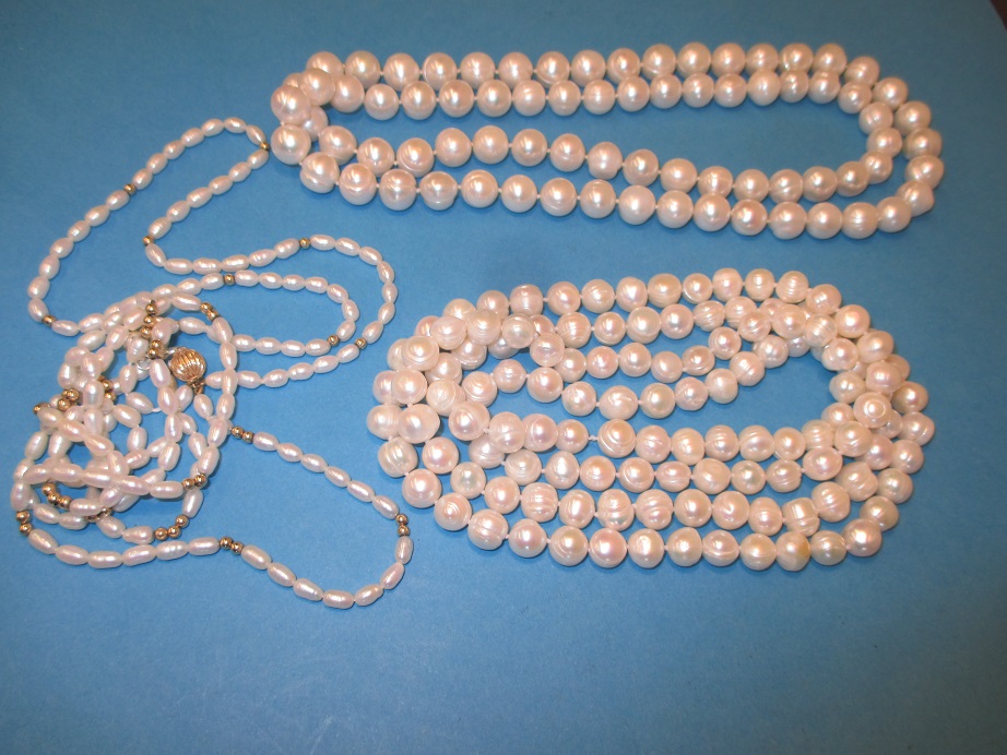 3 Freshwater pearl necklaces