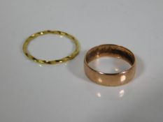 Two 9ct gold bands 2.8g