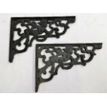 A pair of Victorian cast iron sink brackets approx