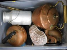 A Georgian copper kettle & other metalware items