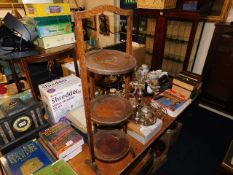 An oak cake stand