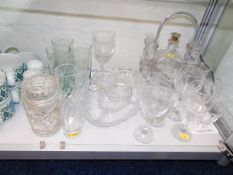 A quantity of mixed glassware