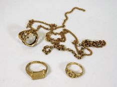 Five pieces of mixed 9ct gold & yellow metal appro