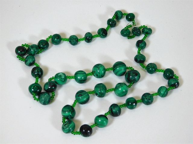 A Victorian malachite bead necklace approx. 91g