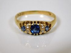 An antique 18ct gold & diamond ring 5.9g
