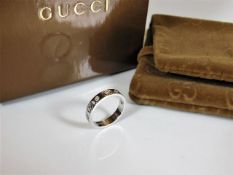 An 18ct white gold & diamond Gucci ring with box &