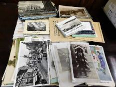 A boxed quantity of postcards & similar items