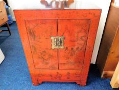 An early 20thC. Japanese lacquerware cabinet