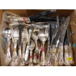 A good quantity of King's pattern silver plated fl