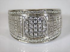 A large 18ct white gold ring set with diamond 22.7g