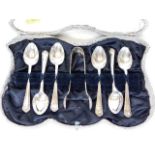 A cased teaspoon & tongs set