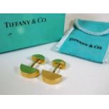 A fine & substantial pair of 18ct gold Tiffany cuf