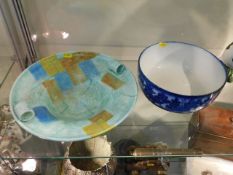 An art deco bowl twinned with a blue & white bowl