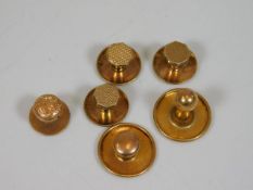 Six 9ct gold collar studs 5.2g