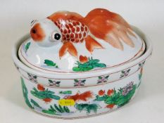 A Chinese porcelain shubunkin tureen & cover