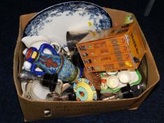 A continental pottery vase & a boxed quantity of o