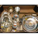 A boxed quantity of silver plate & other metal war