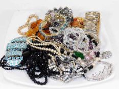 A quantity of decorative costume jewellery