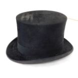 A Lincoln Bennett & Co. top hat internal measureme
