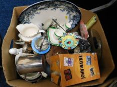 A boxed quantity of sundry items