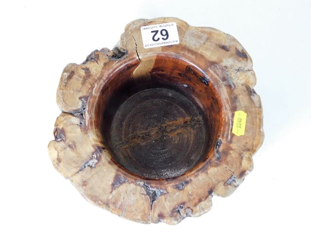 A Chinese root brush pot 7.75in high x 9in wide. P - Image 3 of 4