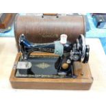 An early 20thC. Singer sewing machine