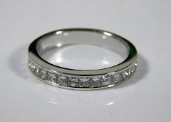 An 18ct diamond ring set with 1ct diamond 3.6g siz