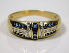 A 14ct gold sapphire & diamond ring 4.2g size S