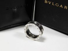 An 18ct gold Bvlgari B-Zero designer ring 9.3g siz