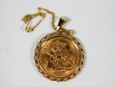A mounted 1968 full gold sovereign 10.1g