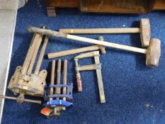A large table vice, one other, a sledge hammer & o