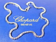 A fine heavy gauge 18ct gold Chopard necklace with