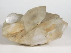 A piece of quartz crystal 1.3kg