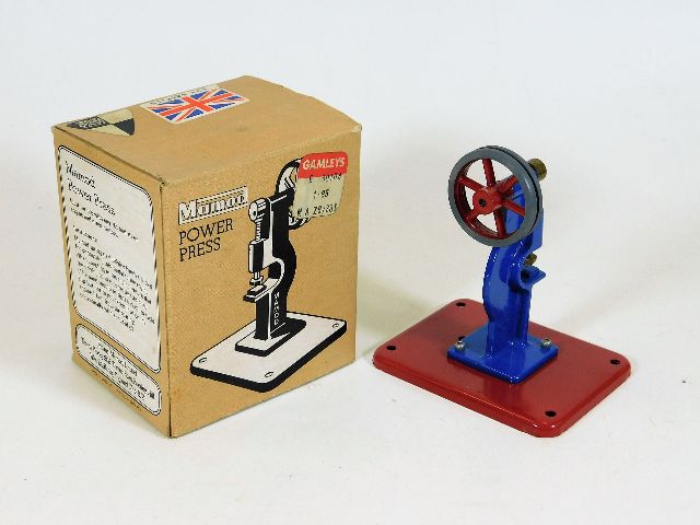 A Wilesco stationary steam engine accessory, boxed