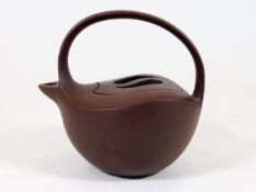 A small Chinese Yixing teapot 4in tall