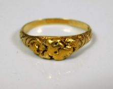 A high carat gold yellow metal ring 3.7g inscribed