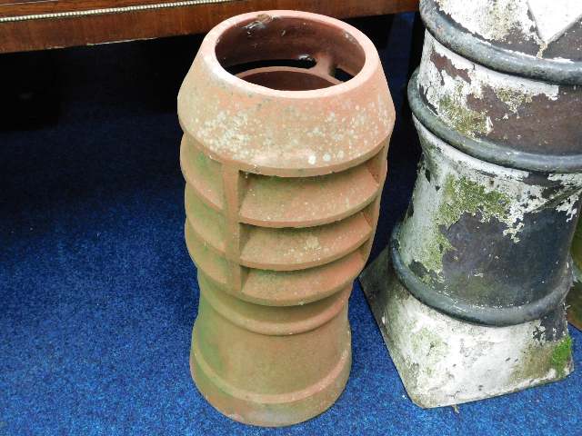 A large terracotta pot chimney stack 25in high