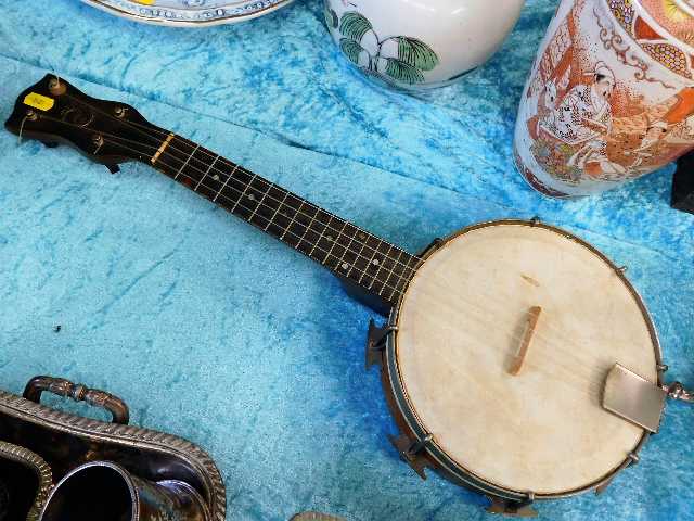 A Windsor banjo ukulele The Whirle Rec No: 450220