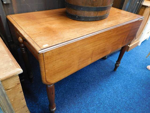 A 19thC. Pembroke table