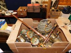 A boxed quantity of copper & brass items including