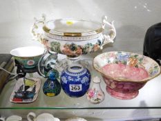 A Capodimonte footed bowl, a Chinese bowl & stand