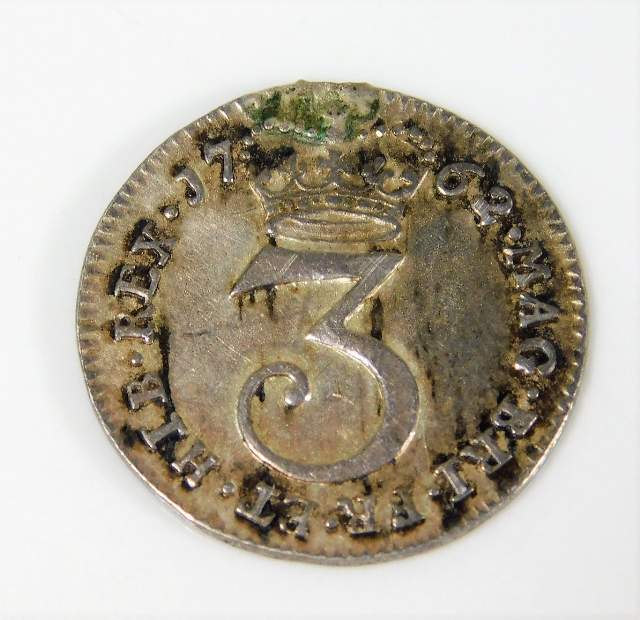 A George III Maundy money silver threepence 1762 - Image 2 of 2