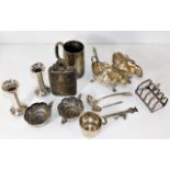 A quantity of white metal & silver items, mostly a