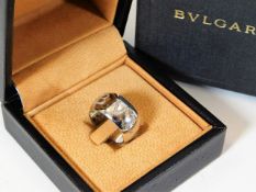 An 18ct gold Bvlgari signature ring with original