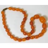 A set of Edwardian amber beads 25g