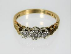 A 9ct gold ring set with illusion set diamonds 2.6